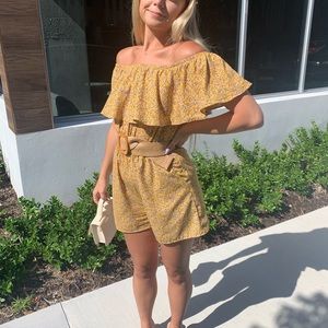 Lush Clothing Floral Yellow Romper